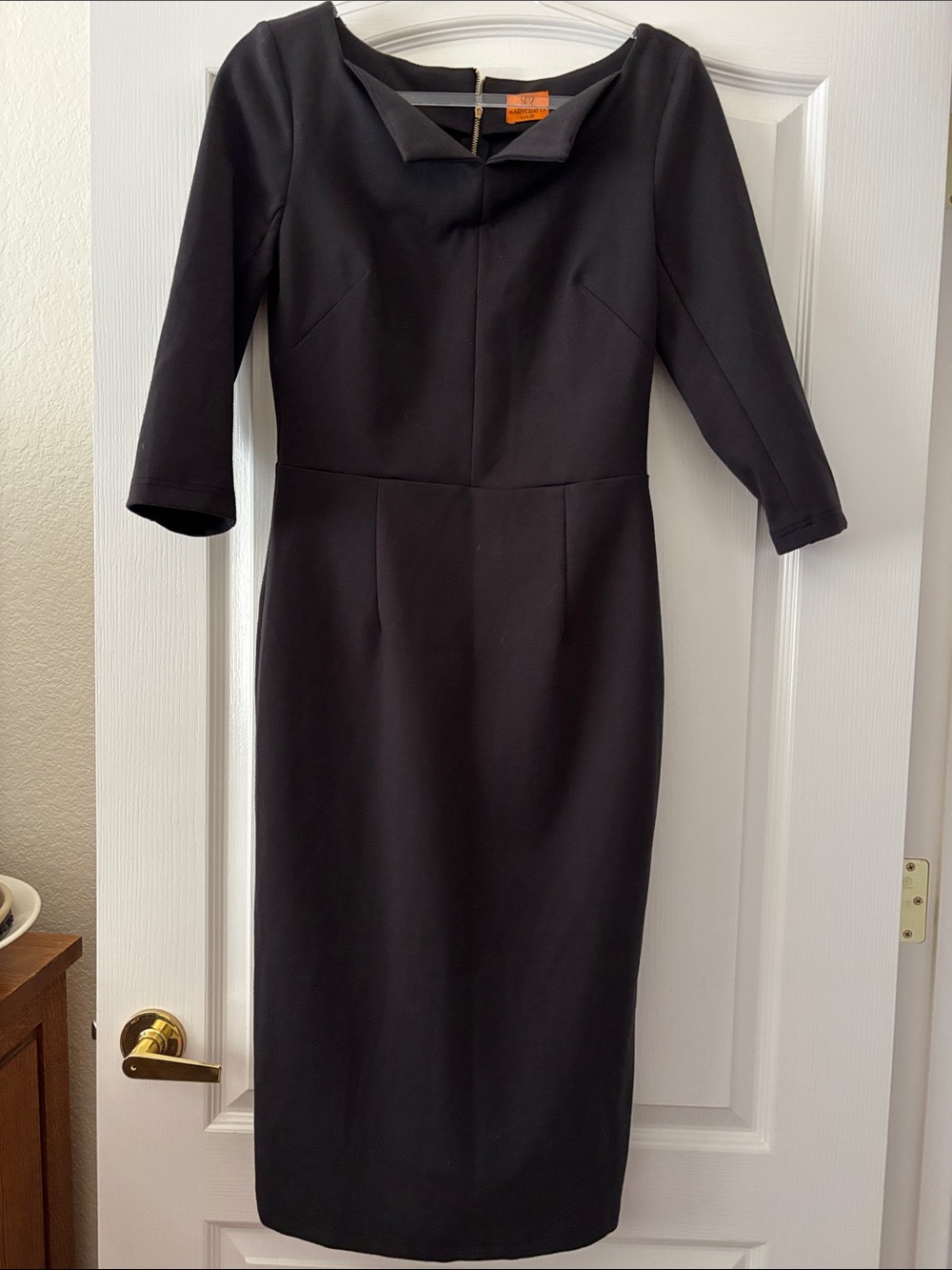 Mary Crafts size 10 - square slit neck, 3/4 sleeve. excellent condition